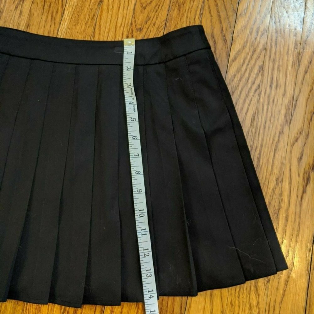 Bebe Black Skater Pleated Size 8 Mini Skirt - Picture 7 of 11